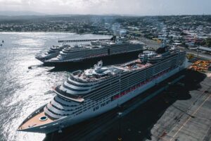 7-in-1 Combo Tour: Tortuguero Canals Shore Excursion - Playa Bonita: the calm finish (and why weather matters)