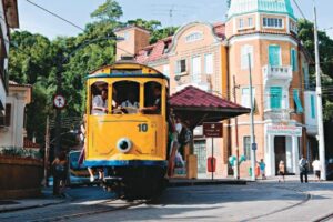 Ancient Rio and Santa Teresa Tour with Hotel pick-up and drop-off - Parque das Ruínas: Laurinda Santos Lobo’s Art Patron Legacy