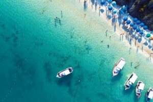 Arraial do Cabo Day Trip from Rio de Janeiro: Boat Tour & Beach - Schooner boat tour: where the time goes once you reach the water