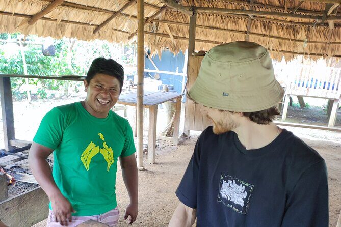 Chocolate Experience by Bribri Indigenous Culture - Stop 1: Inside the Bribri village and the hands-on seed-to-chocolate lesson
