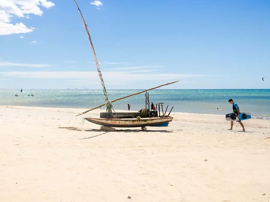 Cumbuco Adventure: Dune Rides, Lagoa do Catu & Coastal Views - Coastal Views and the Wind Sports Atmosphere Around Cumbuco