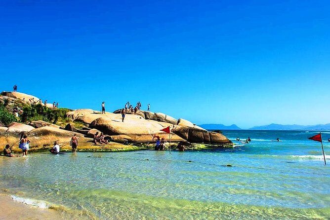 Floripa Total - Leaving Florianópolis by Itaguasul Turismo - Meeting point near Hercílio Luz, and what the start time really means