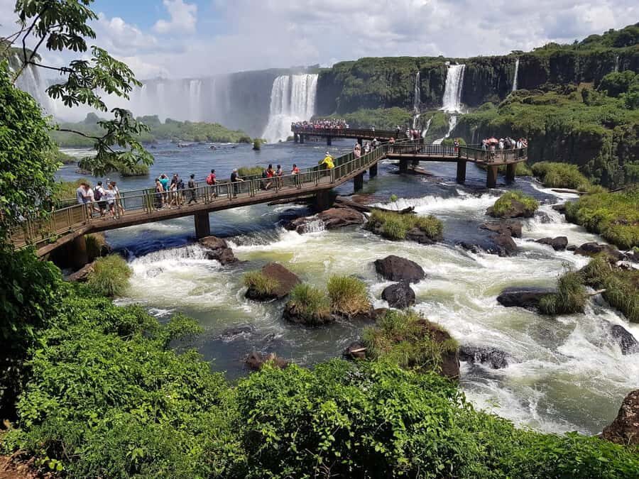 From Foz do Iguaçu: Brazilian Falls and Bird Park Tour - What to Bring (and What to Leave Behind)
