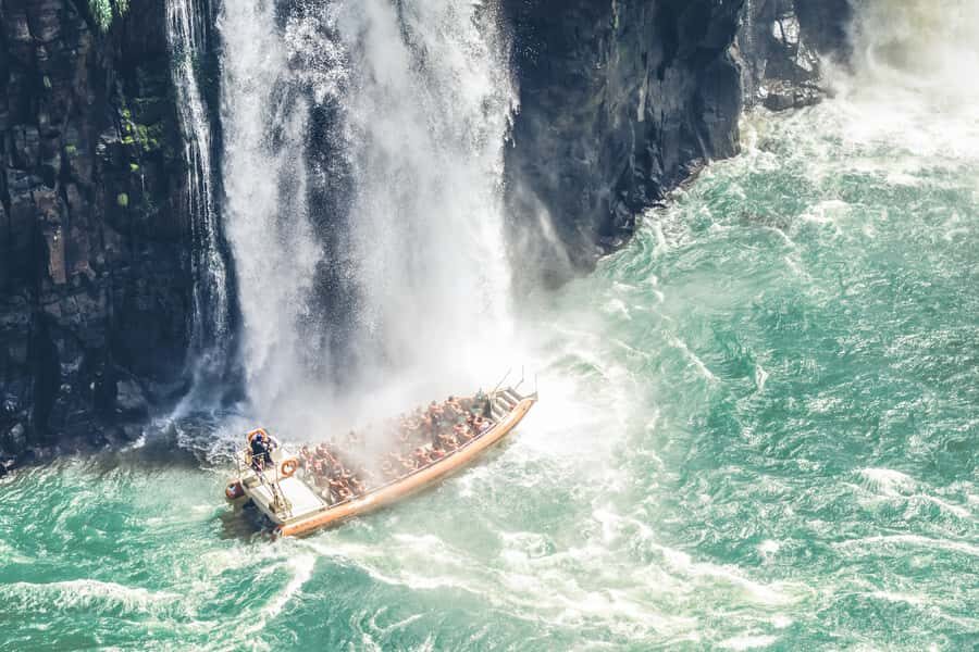 From Puerto Iguazu: Brazilian Falls with Boat Adventure - The Macuco Safari rhythm: 500 meters of woods to the river’s edge