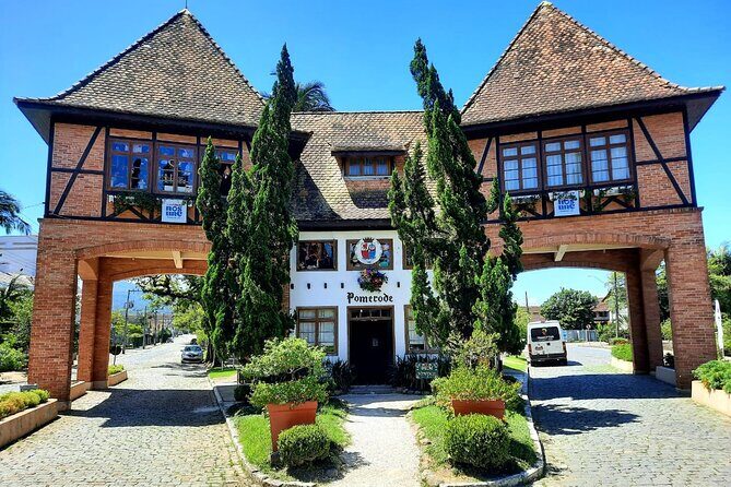 Germanic Roots Tour Blumenau and Pomerode - The 8:00 am start and the smooth group setup