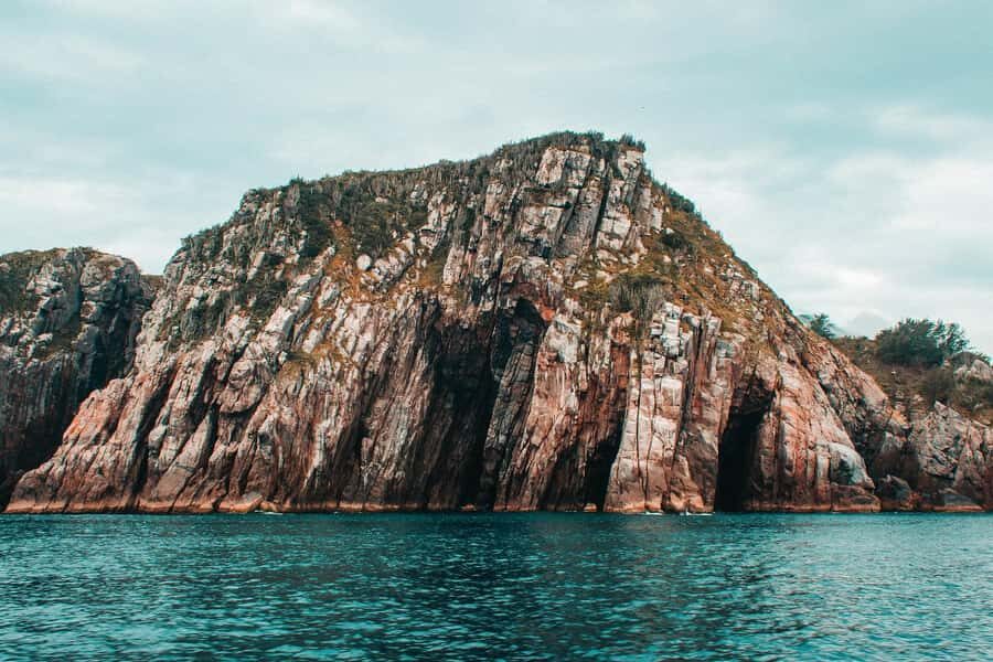 Guided Tour to Arraial (Departing from Arraial) - Arraial do Cabo in Four Hours: What This Boat Day Really Delivers