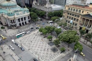 Learn the History of Rio with an Unforgettable City Center Walking Tour - Where you start and end: Theatro Municipal to Paço Imperial