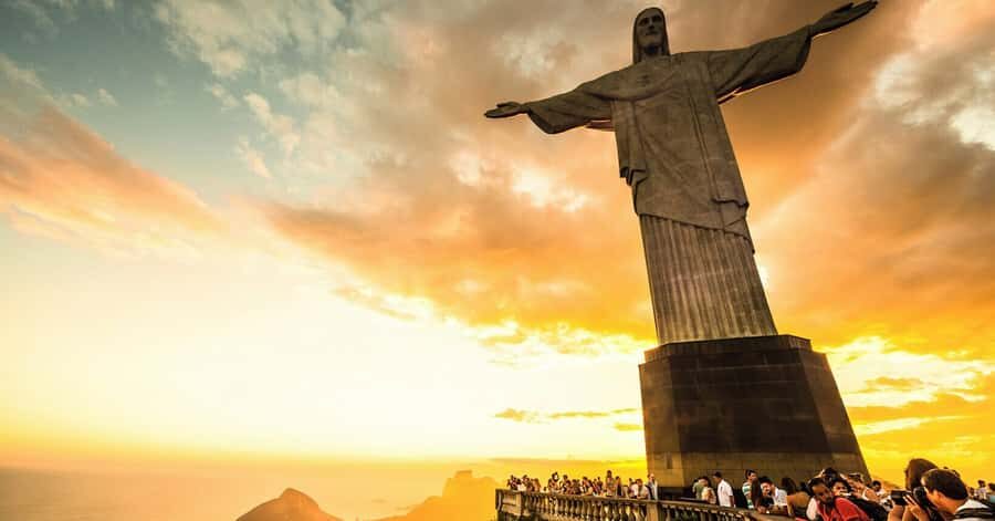Rio: 5-hour Christ the Redeemer and Sugarloaf Express Tour - Christ the Redeemer First: Why Corcovado Feels Like the Real Arrival