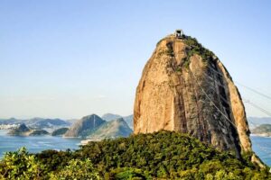 Rio de Janeiro: Christ, Selaron Steps, and Tijuca Park Tour - Parque Lage in Tijuca National Park: rainforest right where the city starts