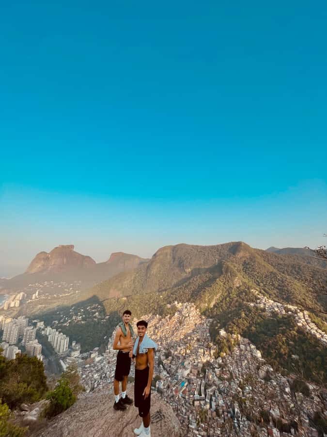 Rio de Janeiro: Dois Irmãos Peak Sunrise, Day or Sunset Hike - Meeting in Praça do Vidigal and finding the BLUE steps
