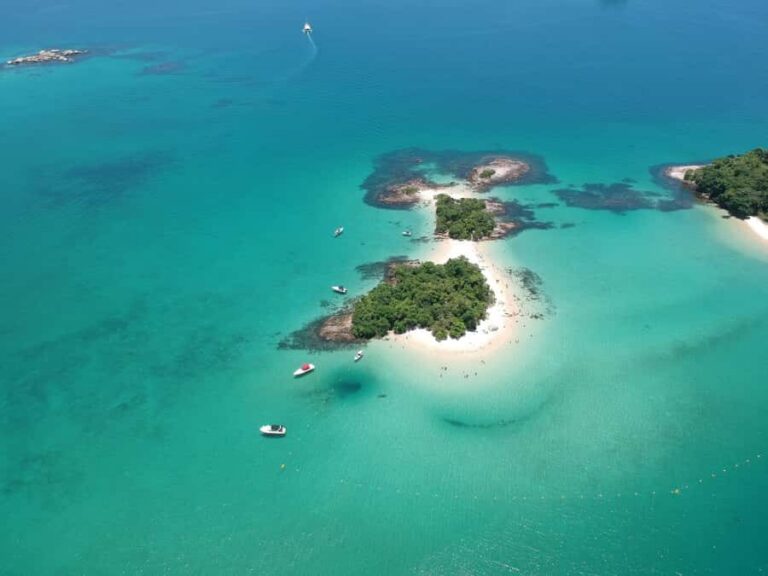 Rio de Janeiro: Ilha Grande with Boat Tour & Optional Lunch - The schooner cruise in Angra dos Reis: calm waters, big payoff